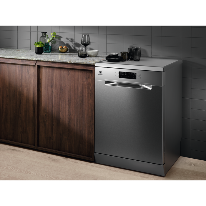 Electrolux - Zmywarka wolnostojąca - ESM48400SX