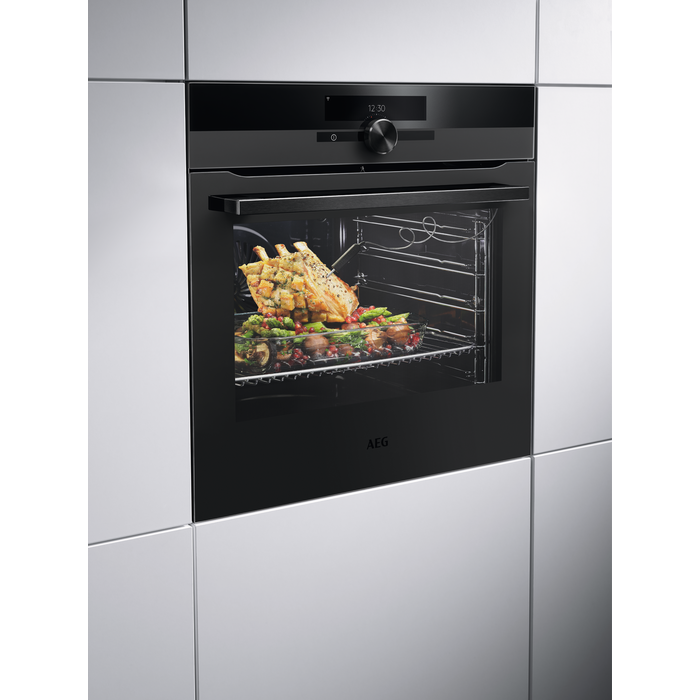 AEG - Pyrolytic oven - BPK949330T