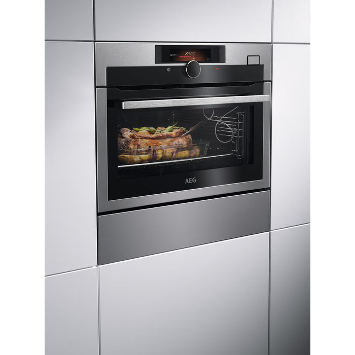 AEG - Steam oven - BSE882320M